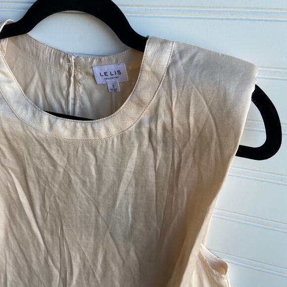 Le Lis S Cream Silky Satin Crew Neck Sleeveless Tank Top Blouse - Picture 3 of 9